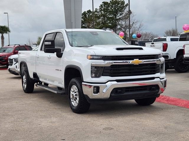 Used 2025 Chevrolet Silverado 2500 LT w/ Convenience Package image 3