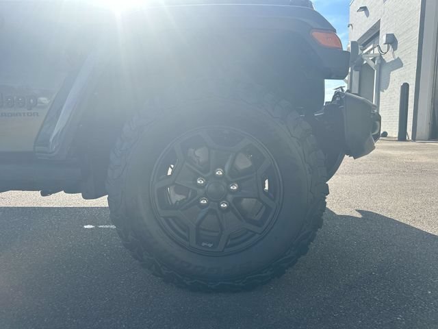 Used 2022 Jeep Gladiator Sport AWD/4WD image 12