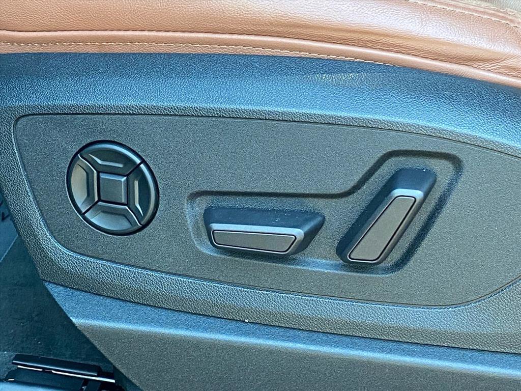 Used 2022 Audi e-tron Premium image 13