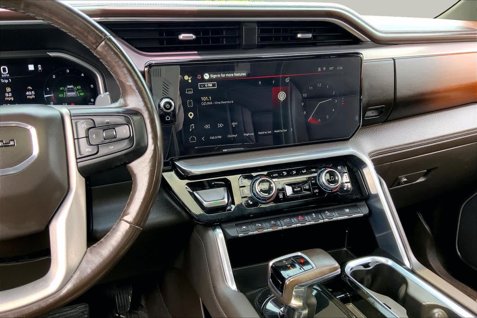 Used 2022 GMC Sierra 1500 Denali AWD/4WD image 7