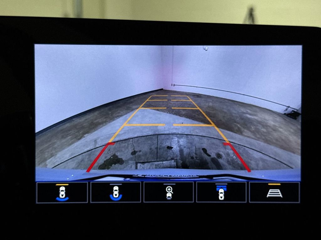 Used 2023 Chevrolet Corvette Stingray Premium Cpe w/ Battery Protection Package image 18