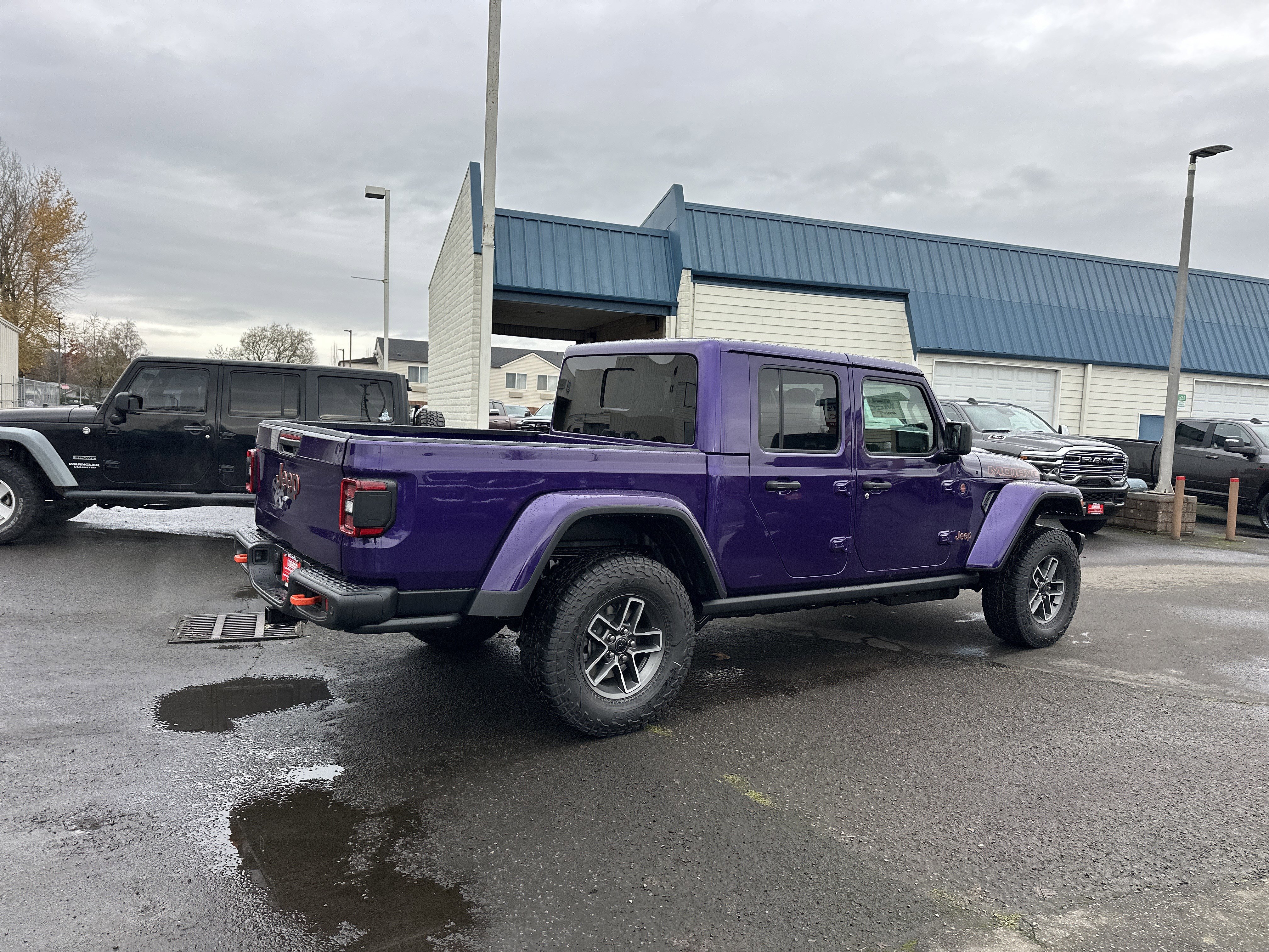 New 2026 Jeep Gladiator Mojave image 6