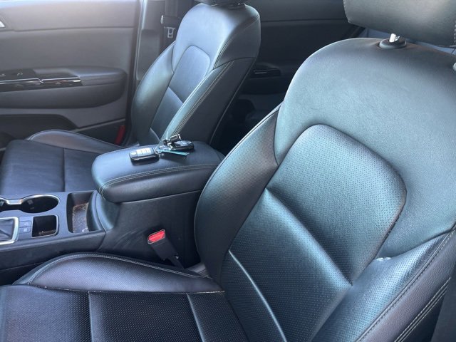 Used 2020 Kia Sportage EX image 8