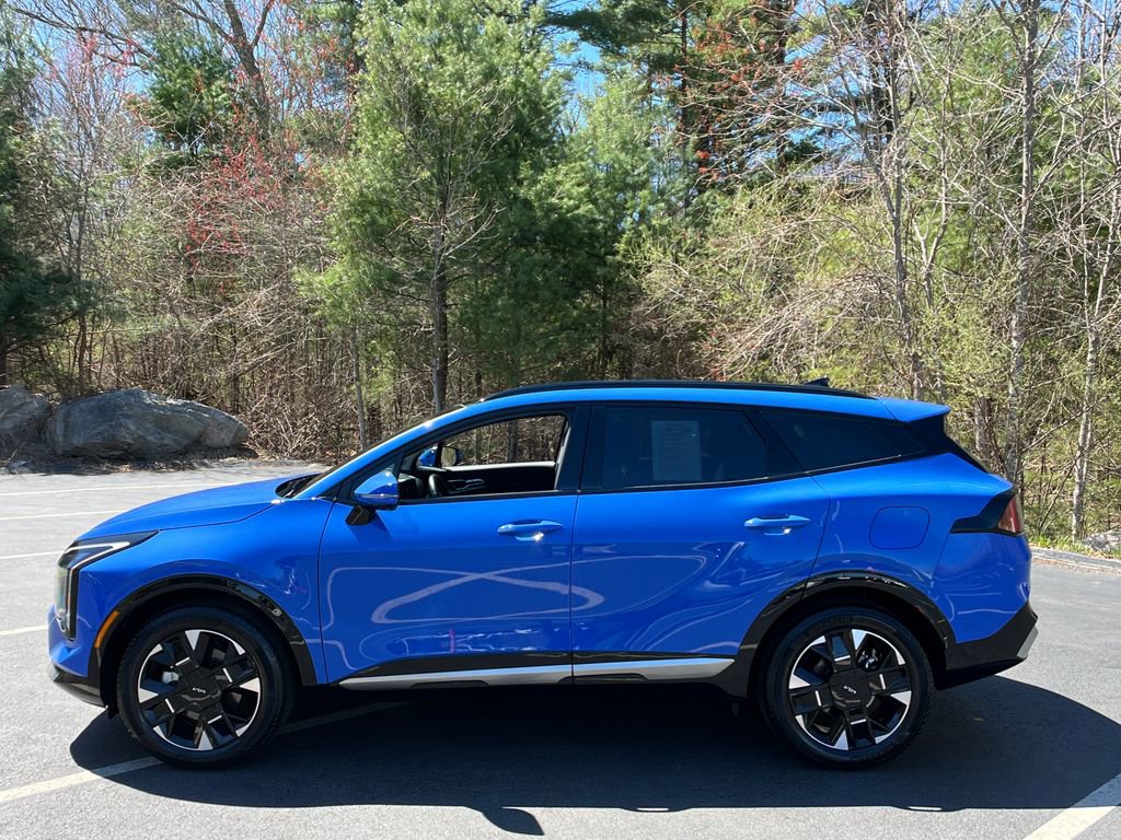 Used 2026 Kia Sportage SX AWD/4WD image 2
