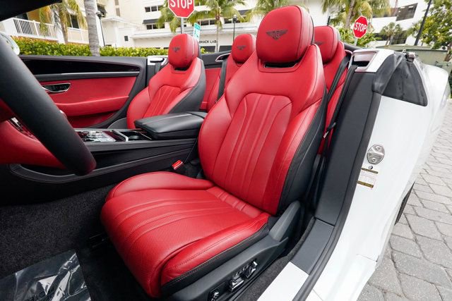 Used 2024 Bentley Continental GT V8 image 60