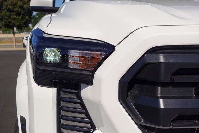 New 2026 Toyota Tacoma SR5 AWD/4WD image 4