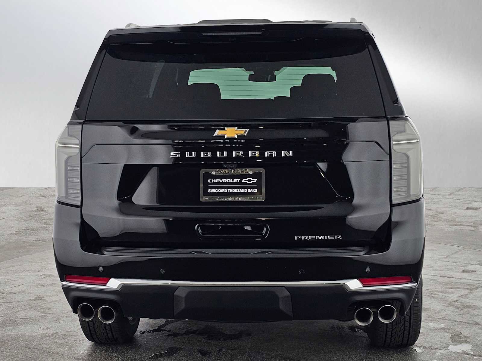 New 2026 Chevrolet Suburban Premier w/ Sun And Tow Package AWD/4WD image 4