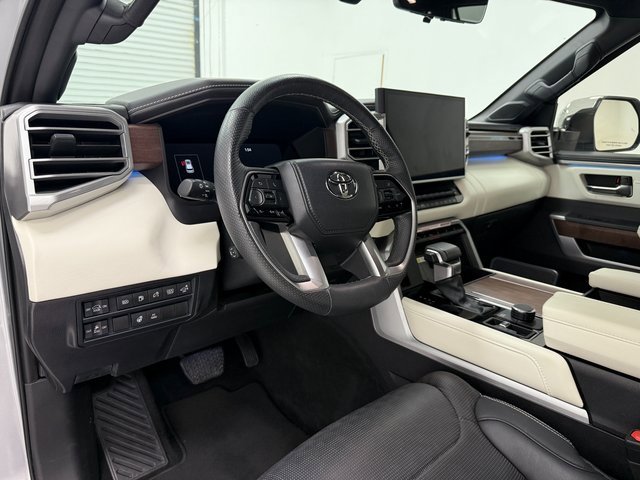 Used 2024 Toyota Sequoia Capstone image 9