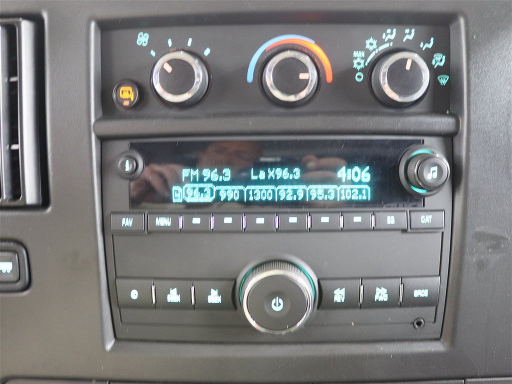 Used 2025 Chevrolet Express 2500 Extended w/ Driver Convenience Package RWD image 19