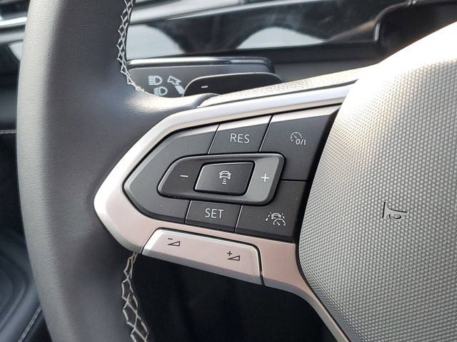 New 2026 Volkswagen Atlas Cross Sport SE AWD/4WD image 17
