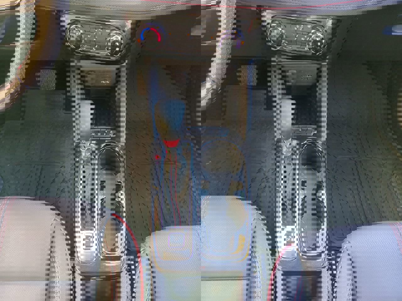 Used 2024 Chevrolet TrailBlazer RS w/ Driver Confidence Package image 18