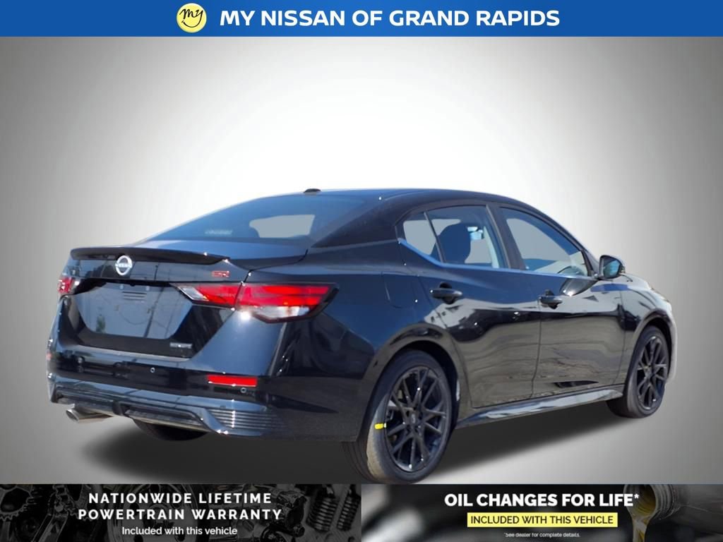 New 2025 Nissan Sentra SR w/ Midnight Edition image 10