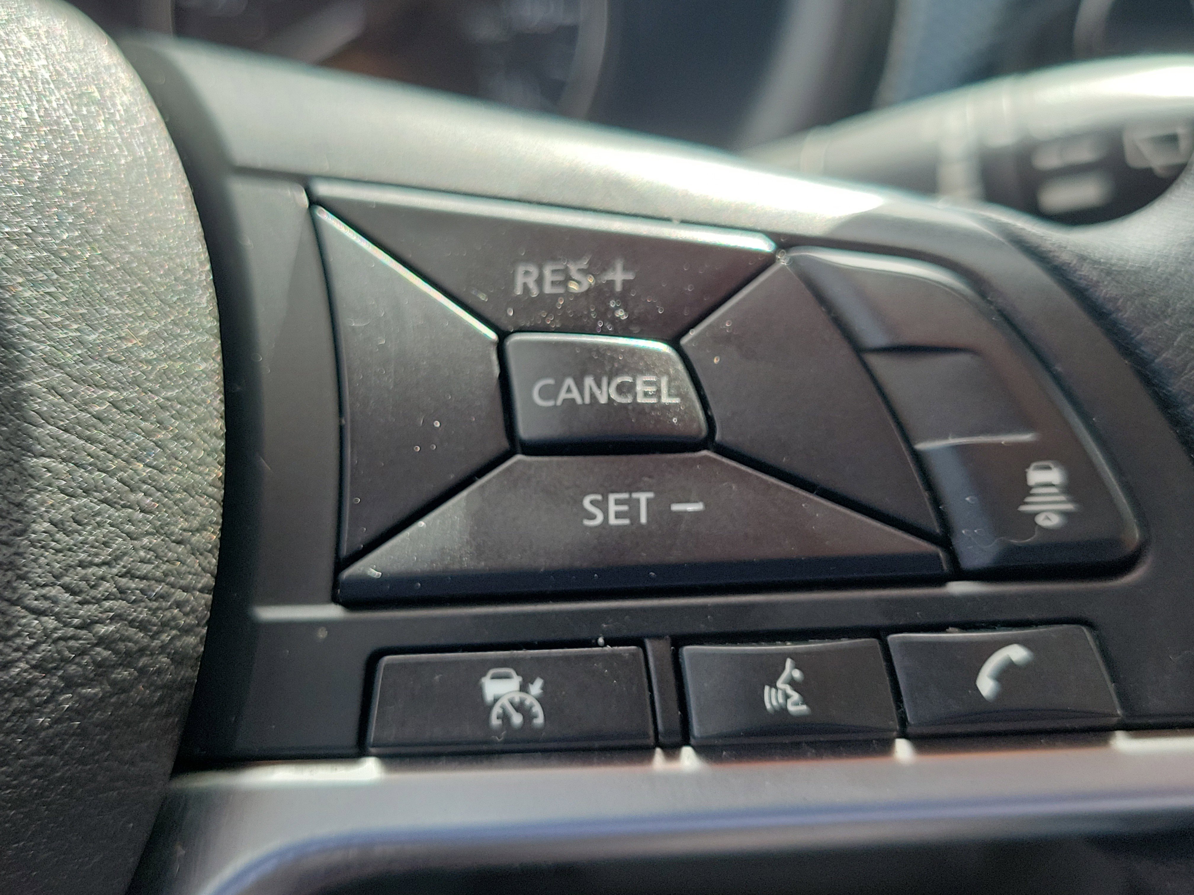 Used 2023 Nissan Kicks SV FWD image 17