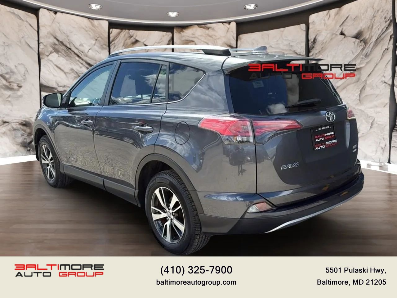 Used 2018 Toyota RAV4 XLE w/ Plus Extra Value Package image 6