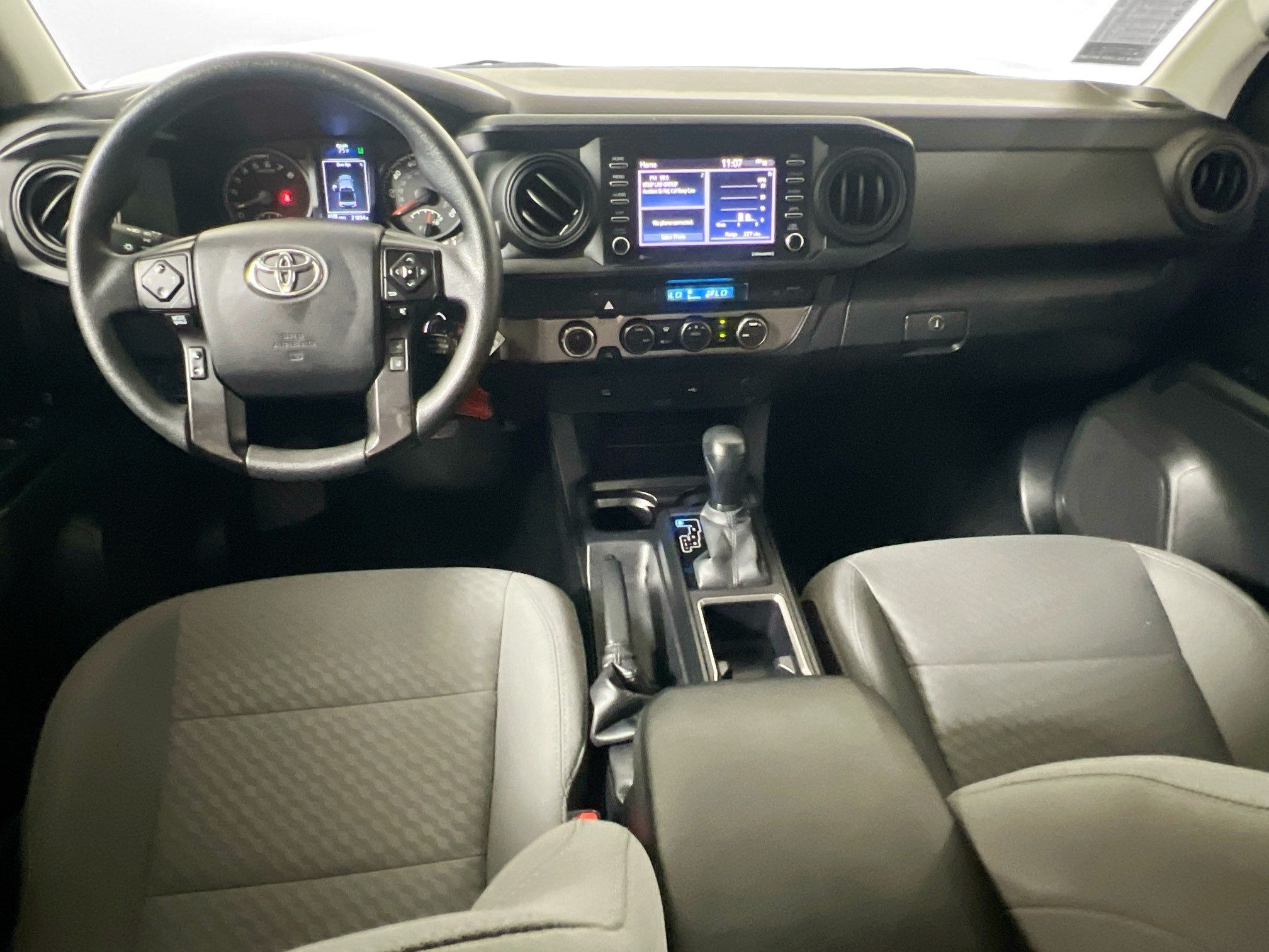 Used 2023 Toyota Tacoma SR AWD/4WD image 29