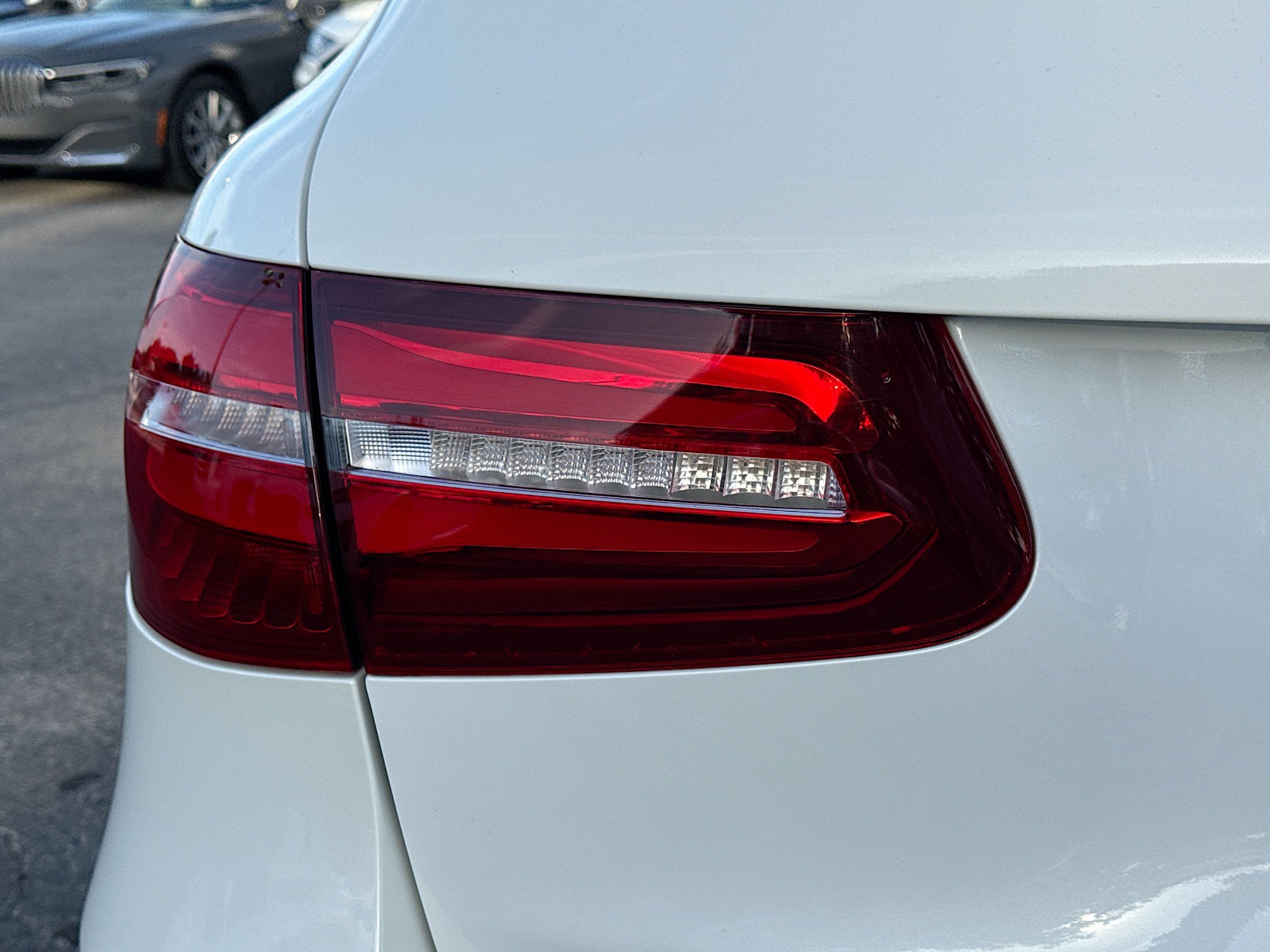 Used 2018 Mercedes-Benz GLC 350e 4MATIC image 10