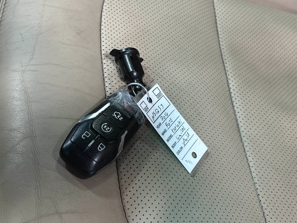 Used 2016 Ford Explorer Limited w/ Equipment Group 301A image 43