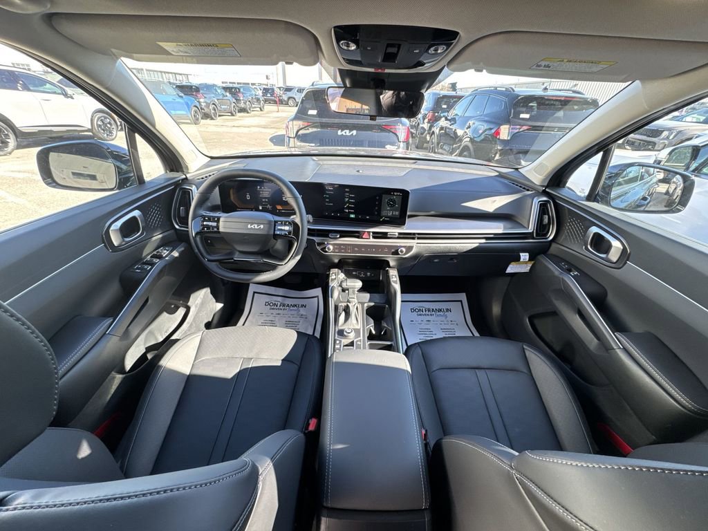 New 2026 Kia Sorento S w/ S Panoramic Sunroof Package FWD image 13