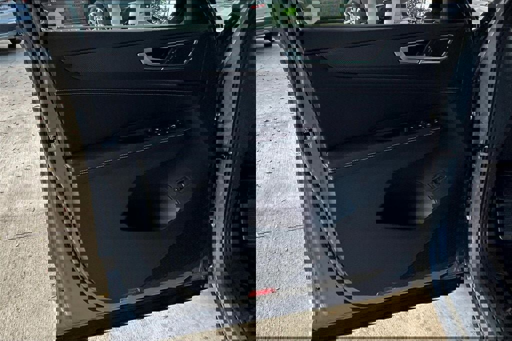 New 2026 Volkswagen Atlas Cross Sport SEL R-Line image 27