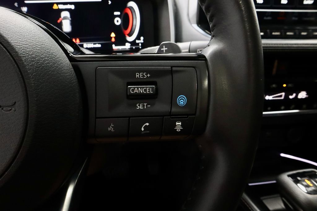 Certified 2021 Nissan Rogue Platinum image 29