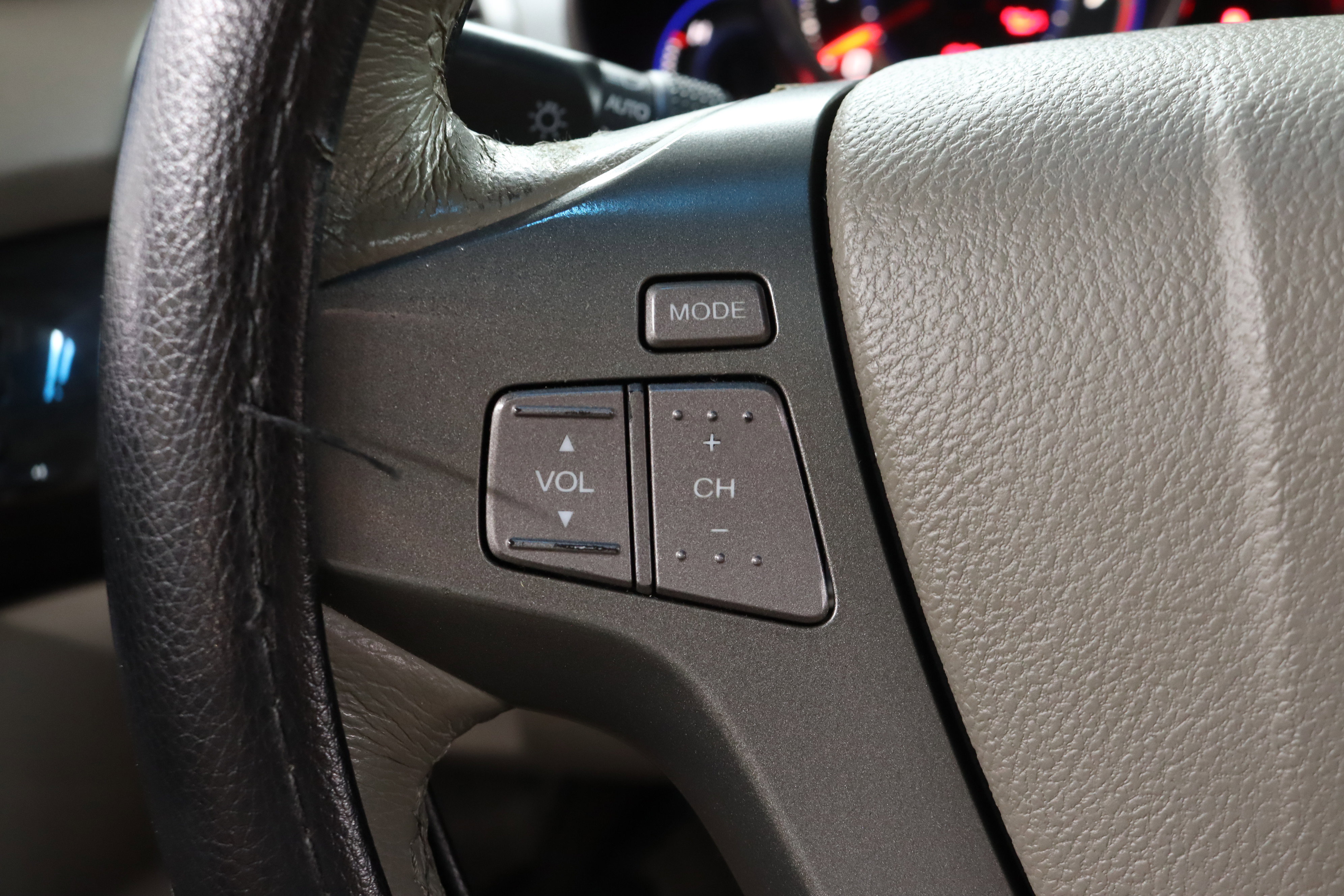 Used 2008 Acura MDX w/ Technology Package image 55