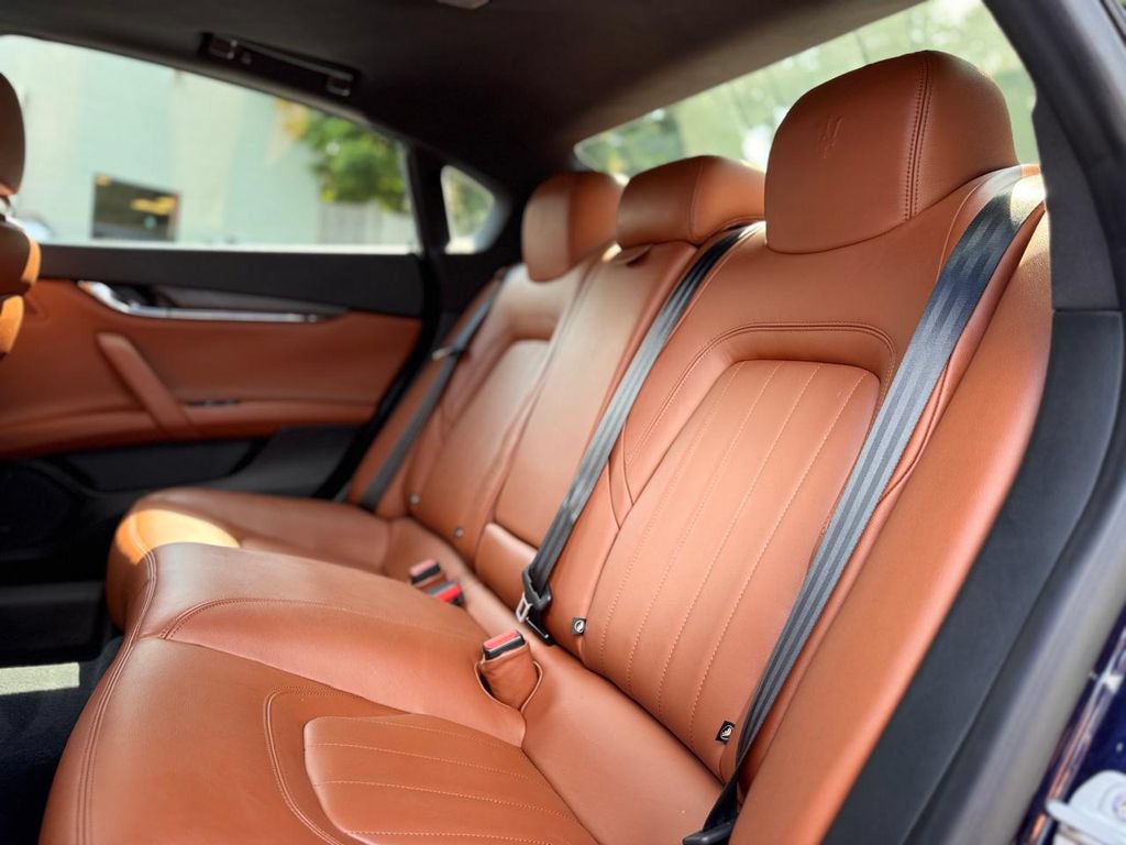 Used 2018 Maserati Quattroporte S Q4 AWD/4WD image 26