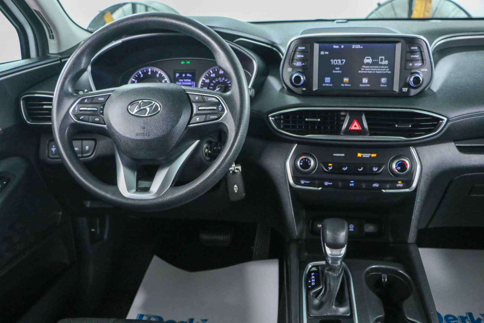 Used 2019 Hyundai Santa Fe SE image 17