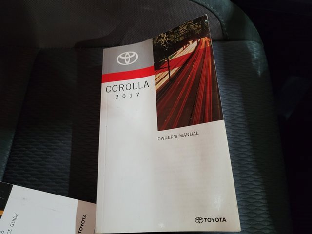 Used 2017 Toyota Corolla LE image 53