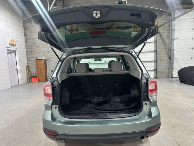 Used 2017 Subaru Forester 2.5i Premium w/ All-Weather Package image 22