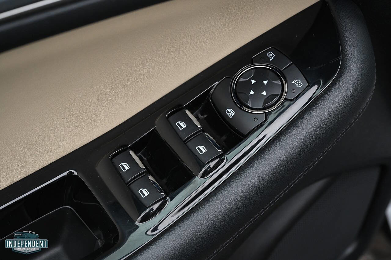 Used 2019 Ford Edge SEL w/ Equipment Group 201A image 18