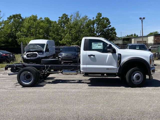 New 2025 Ford F550 2WD Regular Cab Super Duty image 2