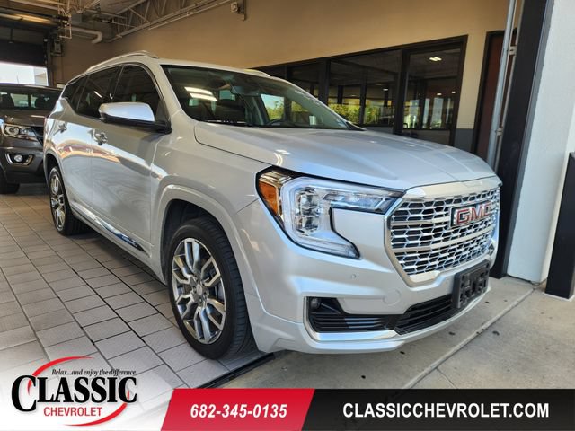 Used 2022 GMC Terrain Denali AWD/4WD image 1