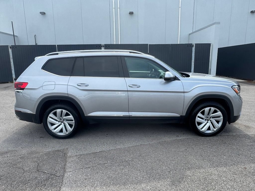 Used 2021 Volkswagen Atlas SEL AWD/4WD image 2