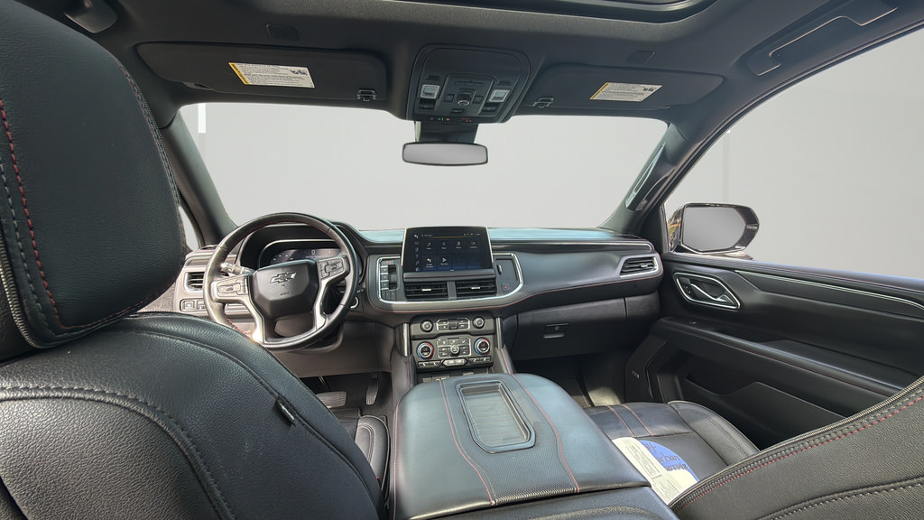 Used 2024 Chevrolet Suburban RST w/ Luxury Package AWD/4WD image 16