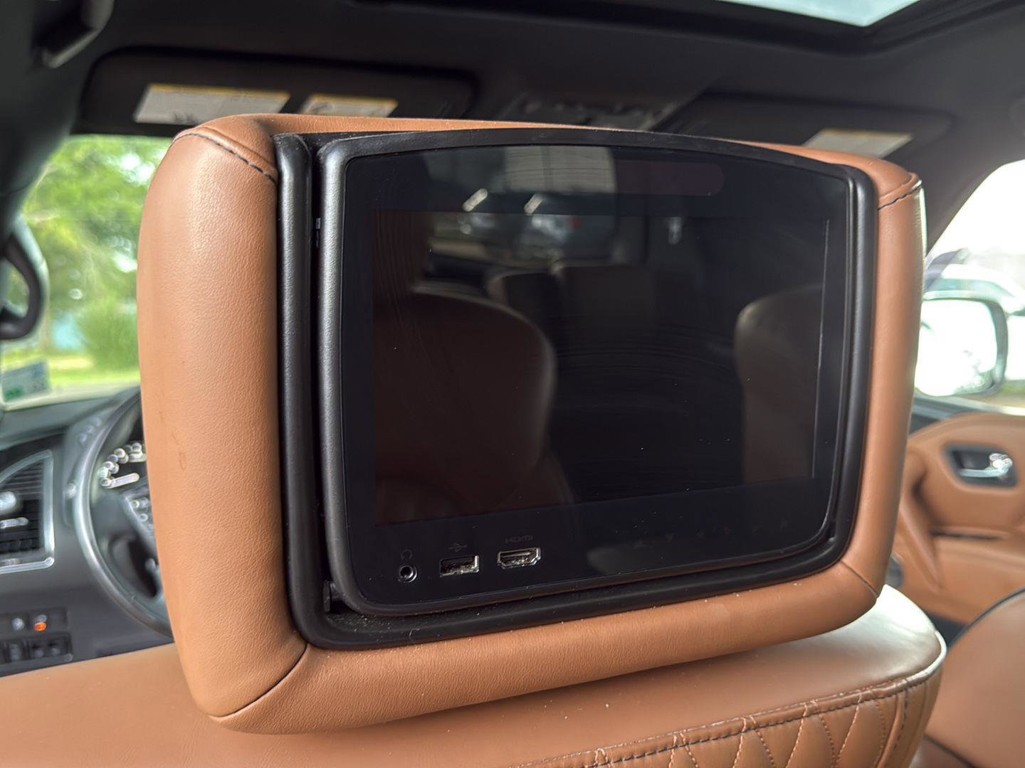 Used 2023 INFINITI QX80 Sensory w/ All-Season Package image 26