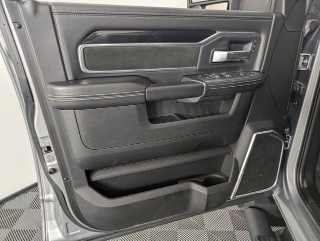 Used 2023 RAM 3500 Laramie w/ Night Edition AWD/4WD image 10
