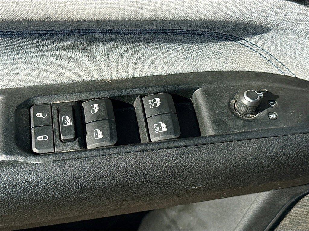 Used 2022 Jeep Compass Latitude w/ Convenience Group image 17