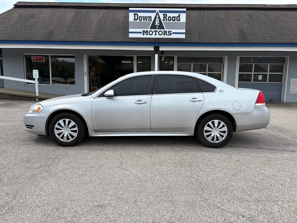 Used 2009 Chevrolet Impala LS FWD image 2