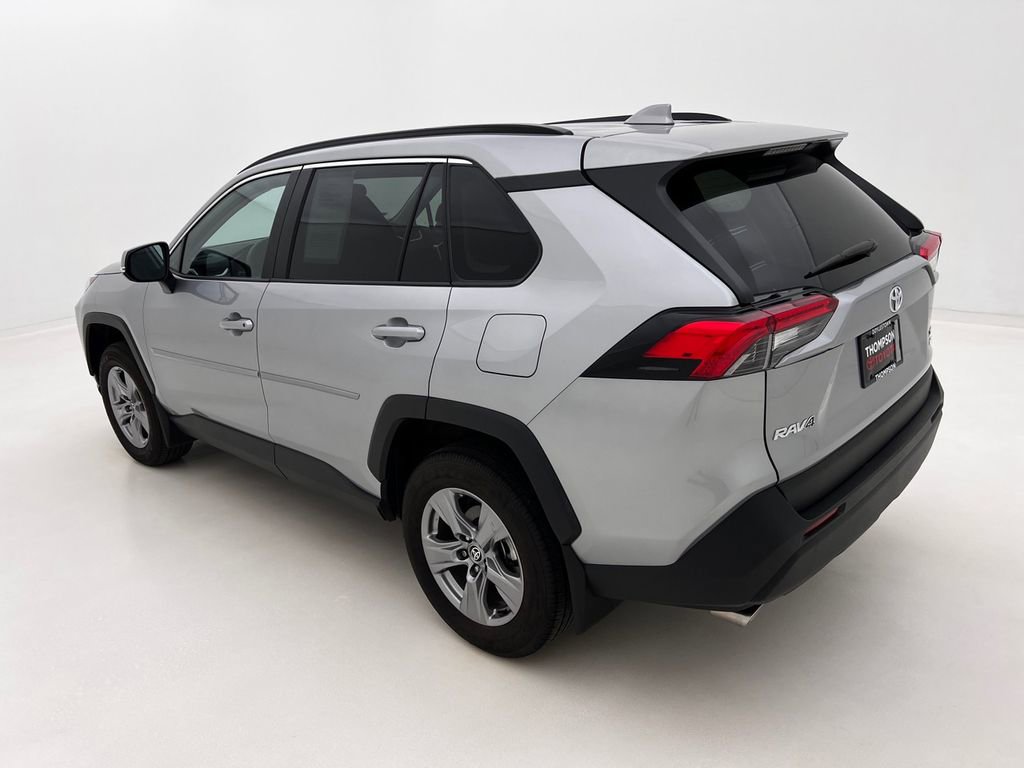 Used 2024 Toyota RAV4 XLE AWD/4WD image 9