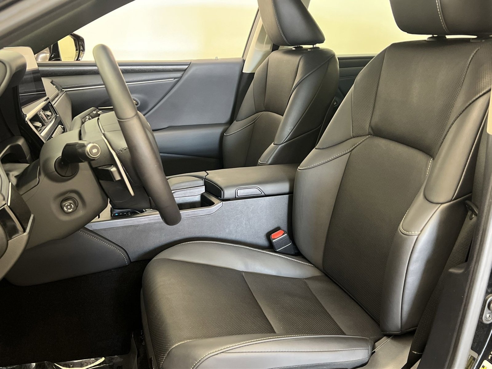 Used 2022 Lexus ES 350 350 w/ Premium Package image 11