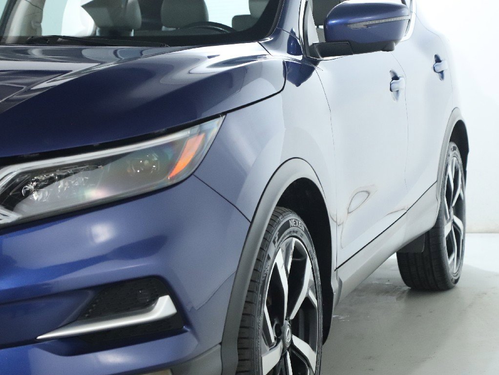 Used 2022 Nissan Rogue Sport SL w/ Premium Package image 5