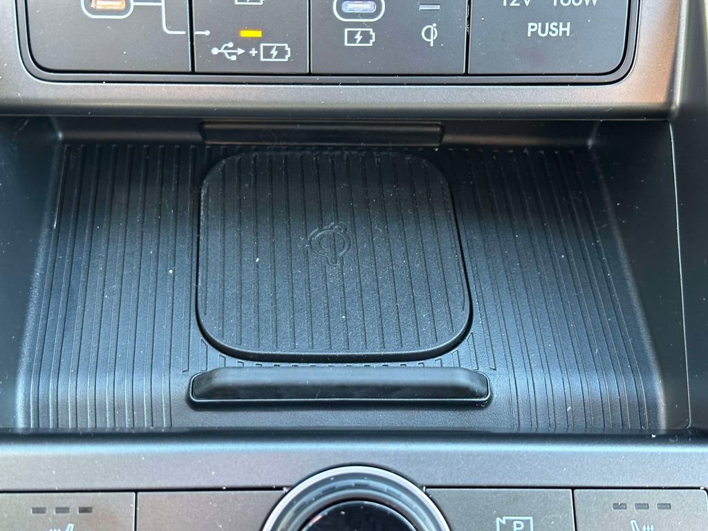 Certified 2026 Hyundai Kona SEL Premium AWD/4WD image 24