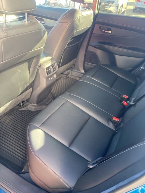 Used 2025 Nissan Murano SL AWD/4WD image 9