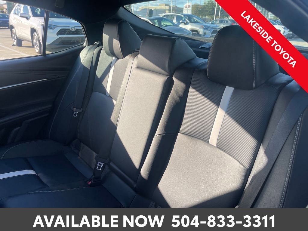 Used 2025 Toyota Camry SE image 18