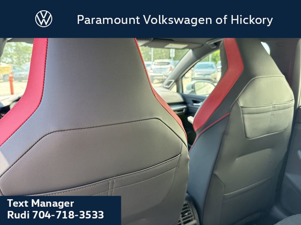 New 2026 Volkswagen GTI SE FWD image 19
