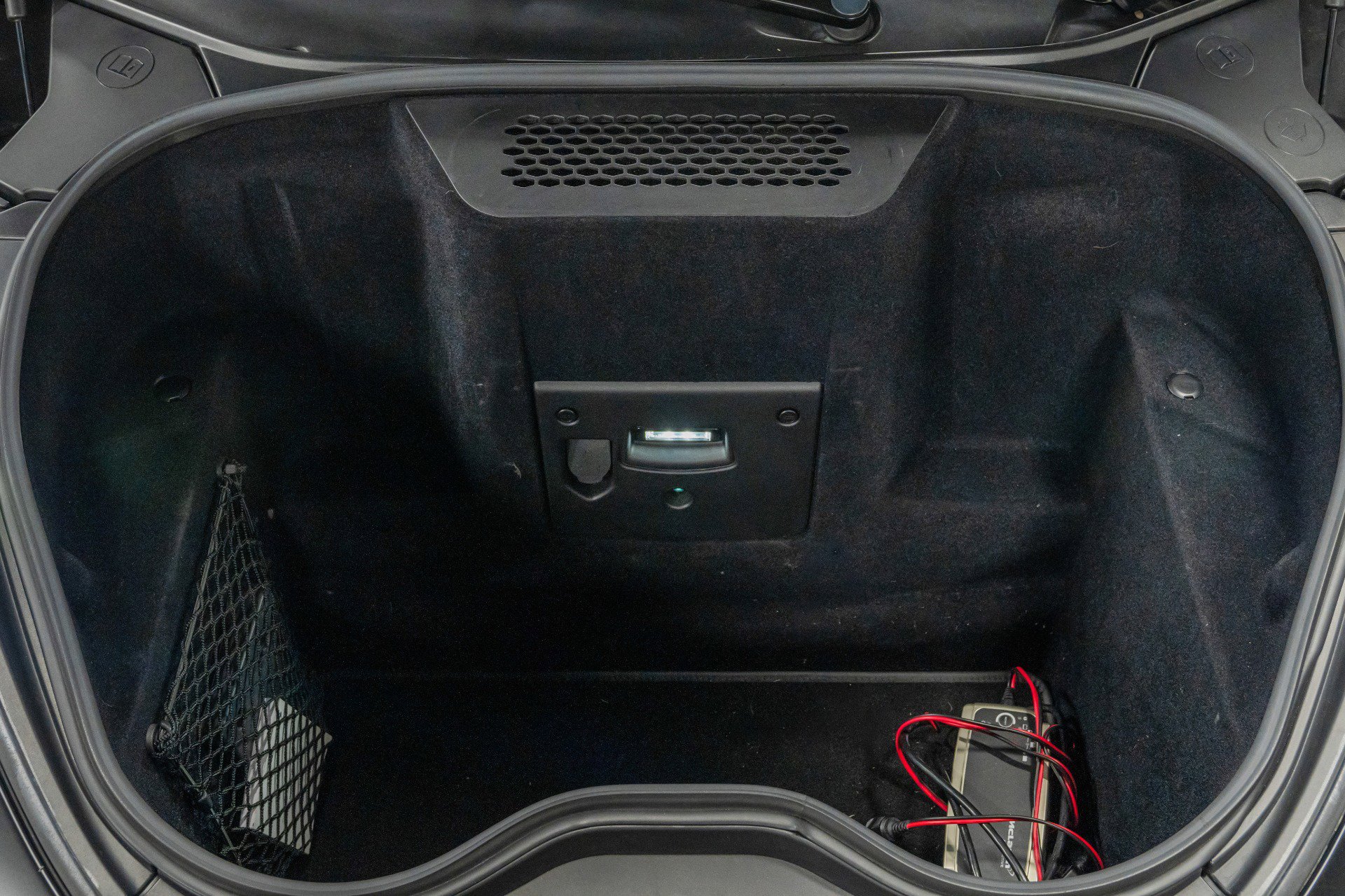 Used 2018 McLaren 570S Spider image 16