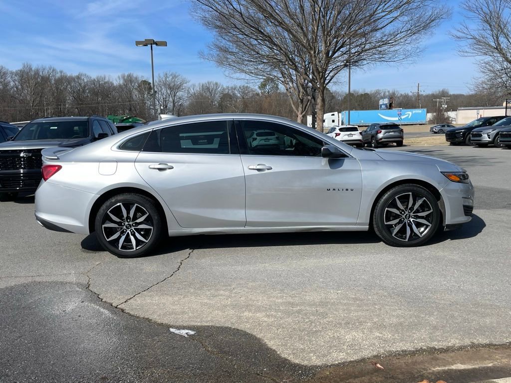 Used 2021 Chevrolet Malibu RS image 8