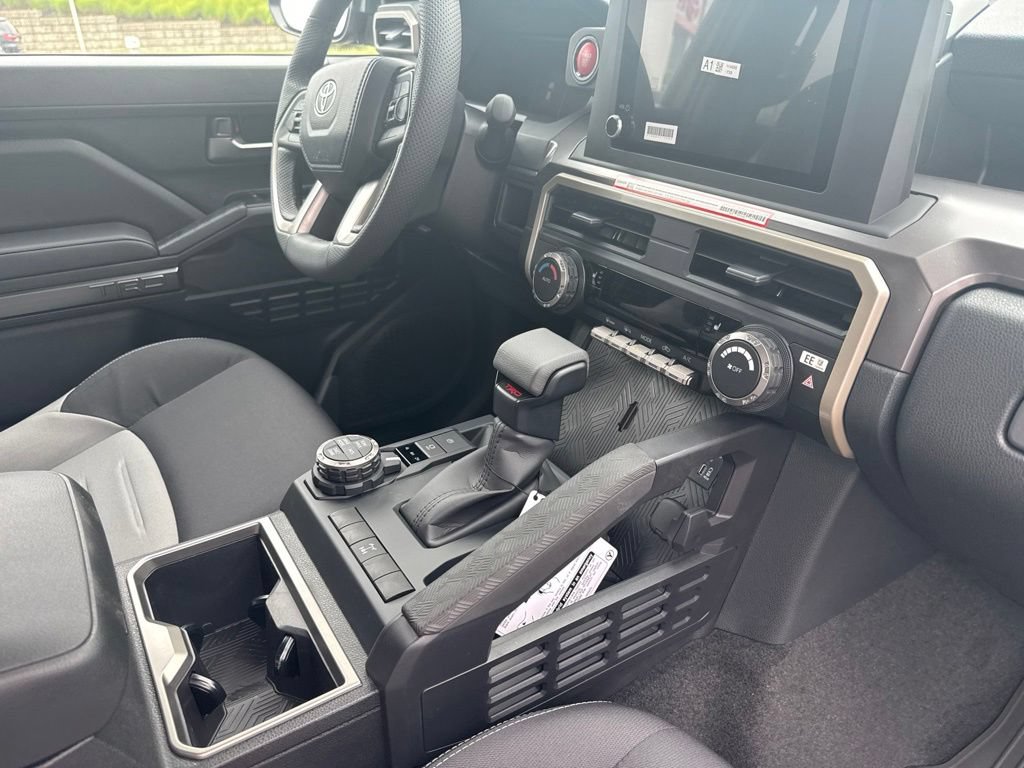 New 2026 Toyota Tacoma TRD Off-Road AWD/4WD image 4