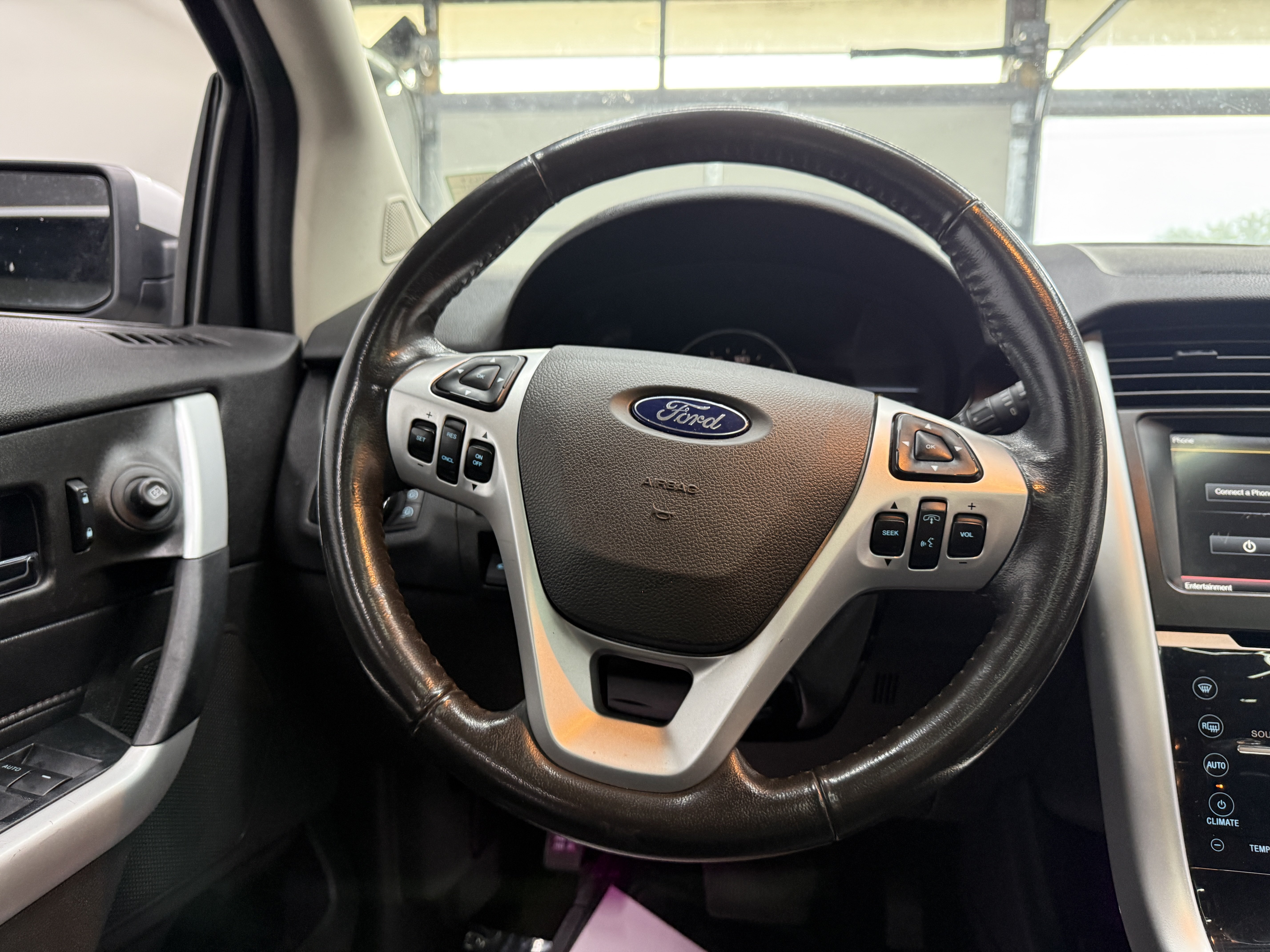 Used 2011 Ford Edge Limited w/ Canadian Touring Pkg AWD/4WD image 12