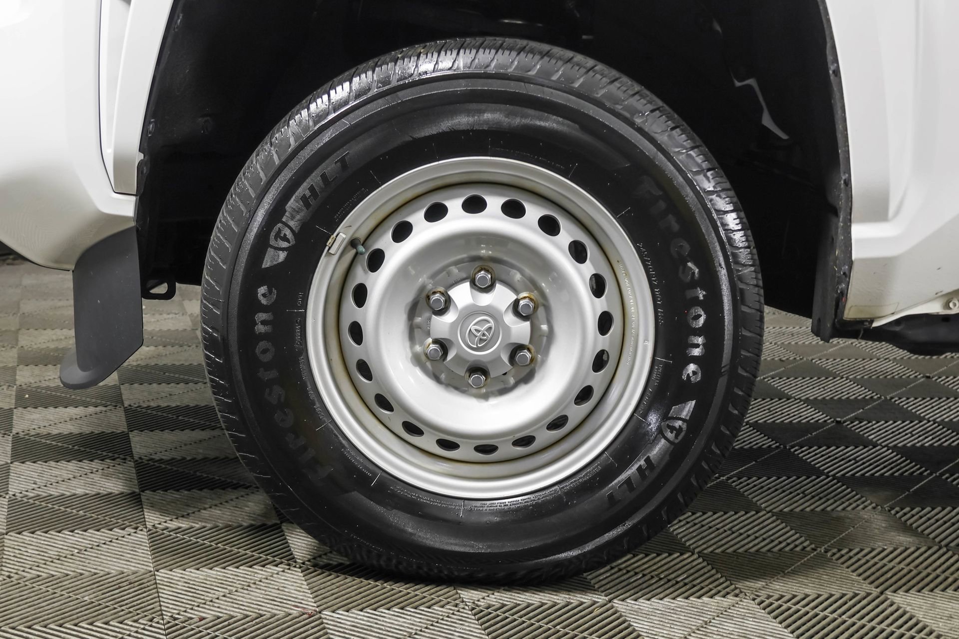 Used 2024 Toyota Tacoma SR RWD image 20